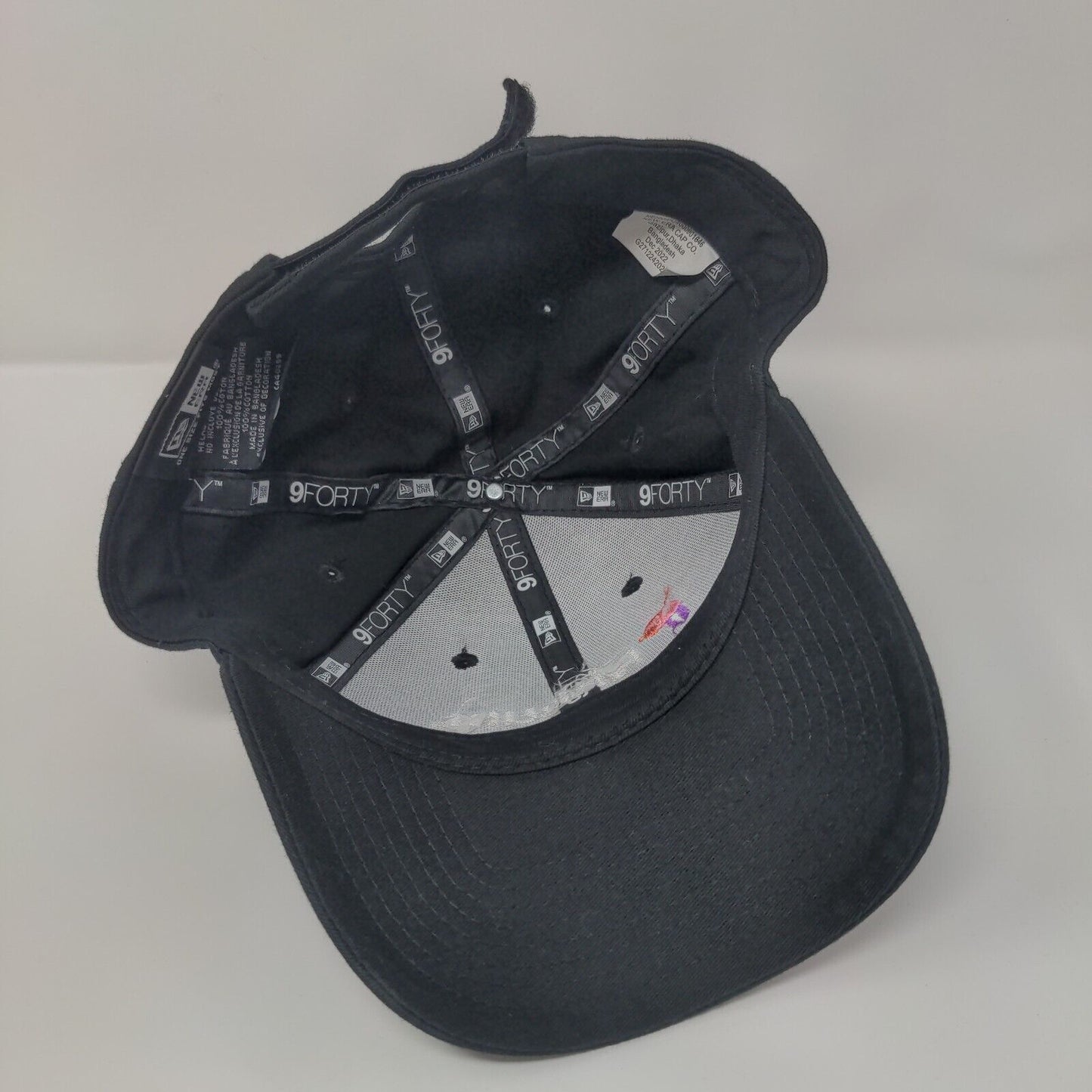 Rithum Strapback Hat Black OSFM Adjustable Embroidered 9Forty New Era Cotton