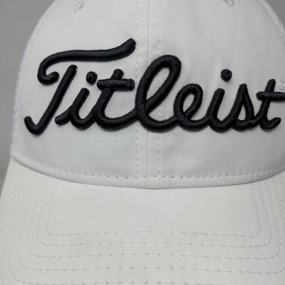 Titleist Pro V1 FJ Fitted Hat White M/L Breathable Mesh 6 Panel New Era