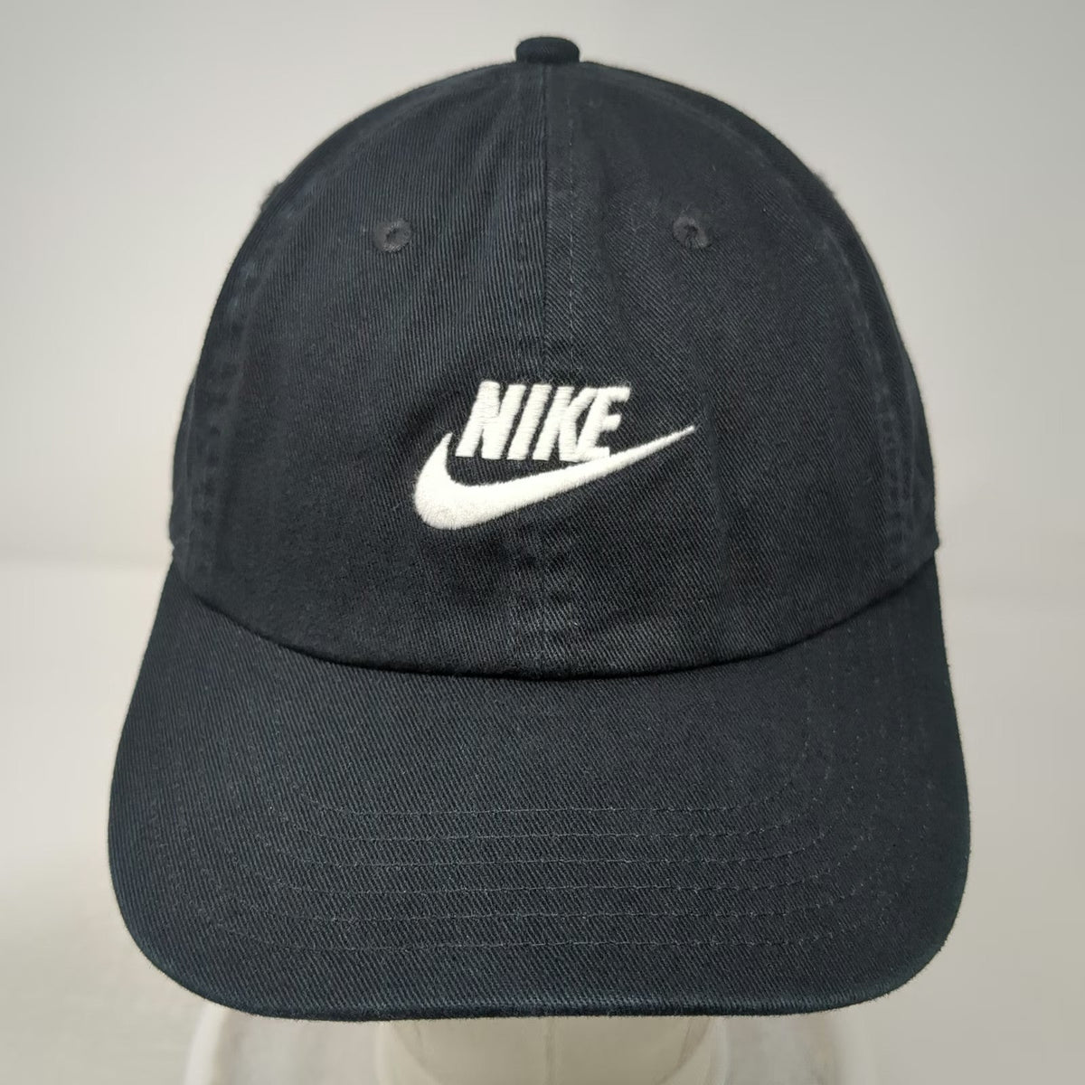 Nike Baseball Cap Black White One Size Swoosh Logo Cotton Hat Slideback Buckle