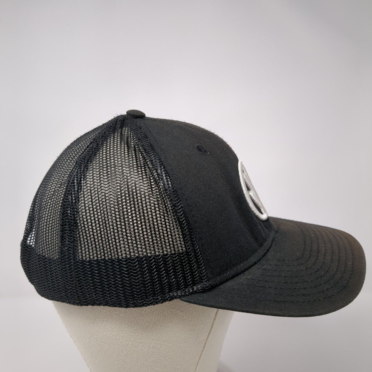 Yee Yee Snapback Mesh Back Trucker Hat Black One Size Solid Adjustable