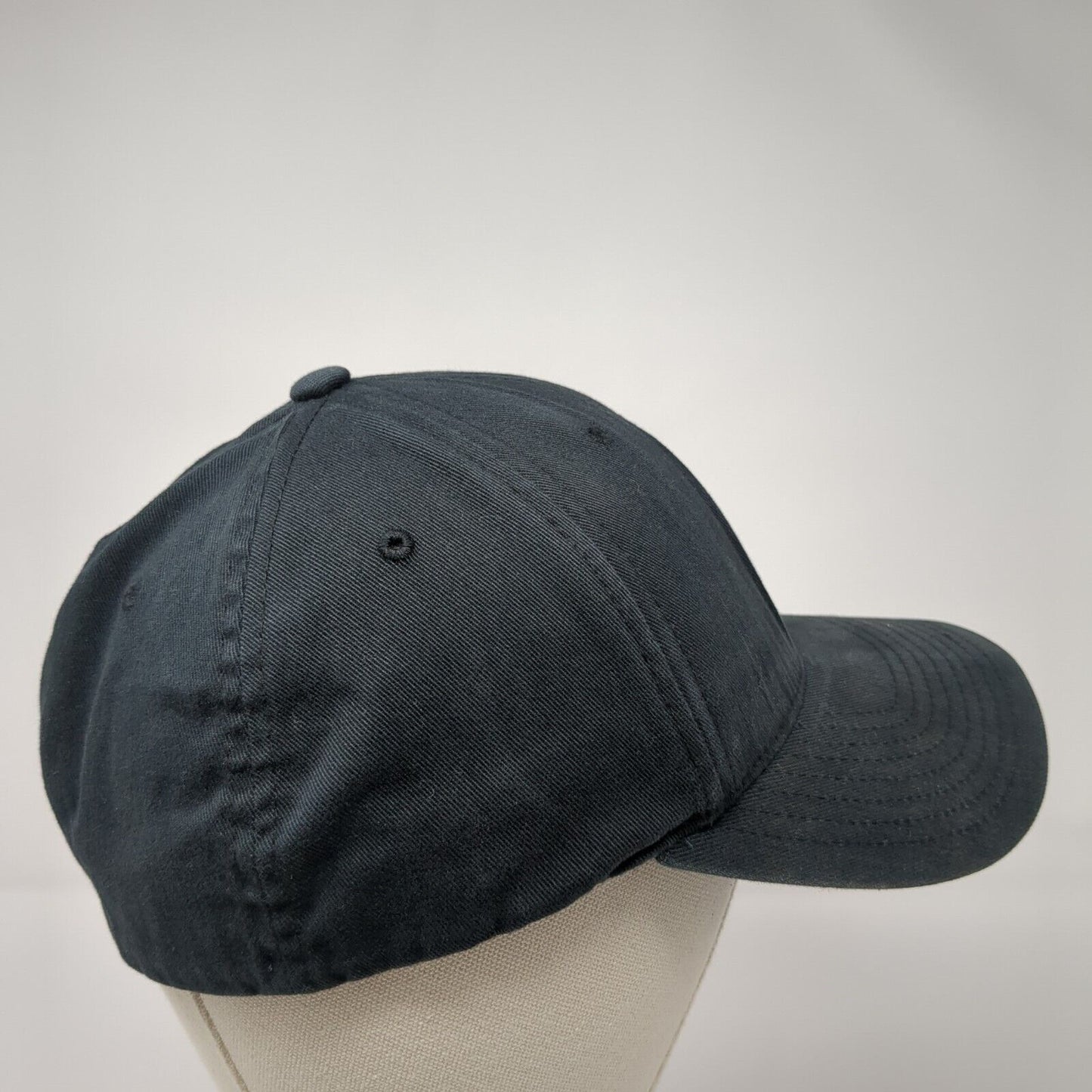 Sawtooth Adventure Fitted Hat Black S-M Embroidered Flexfit Richardson