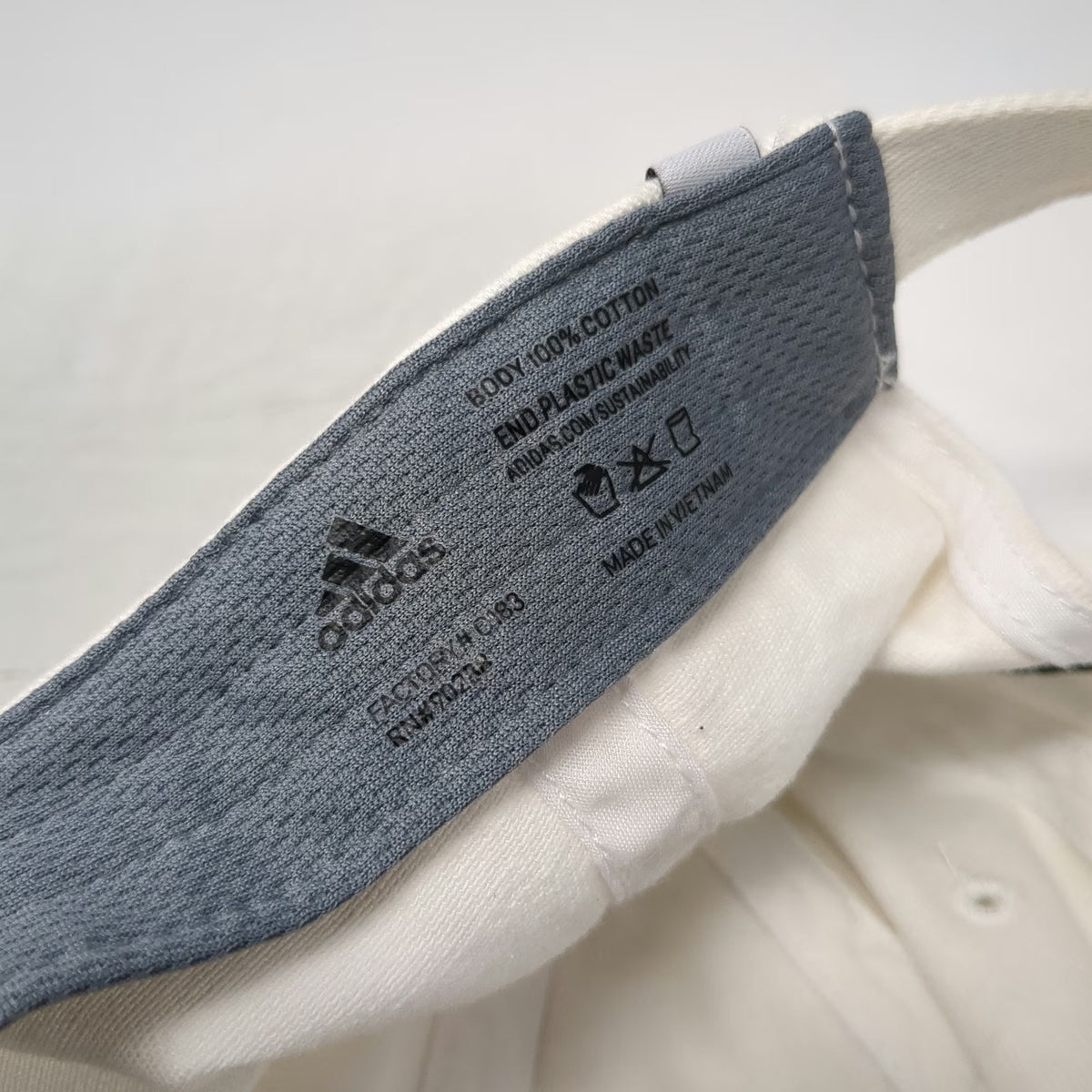 Adidas Baseball Cap White One Size Adjustable Embroidered Logo Slideback Hat