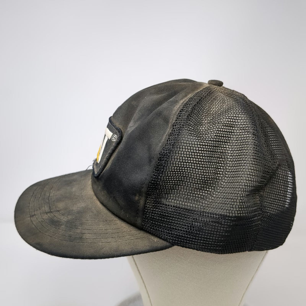 Caterpillar Trucker Hat Black One Size Mesh Back Snapback Patch Licensed Curb