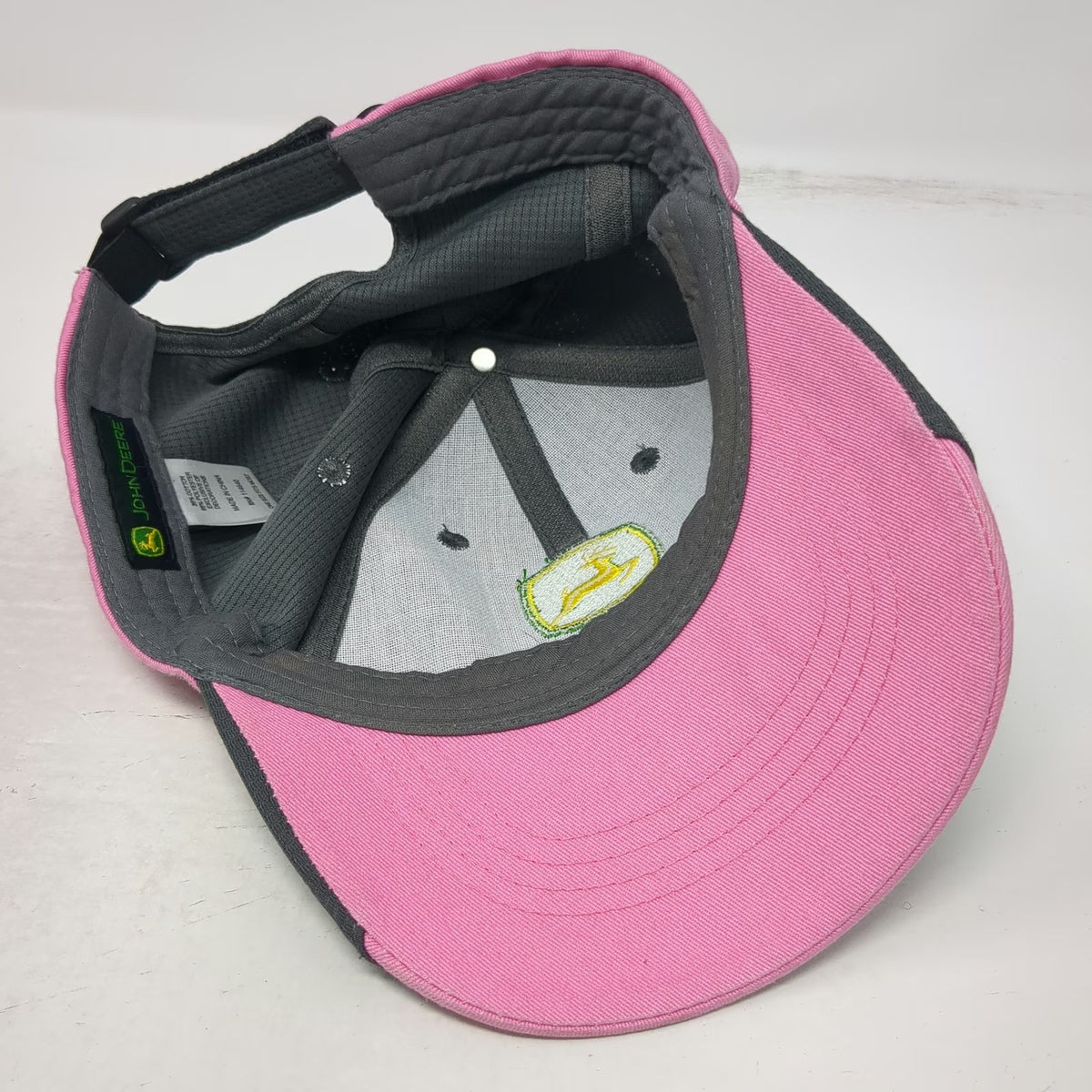 John Deere Baseball Cap Gray Pink One Size Slideback Waffle Texture Logo Hat
