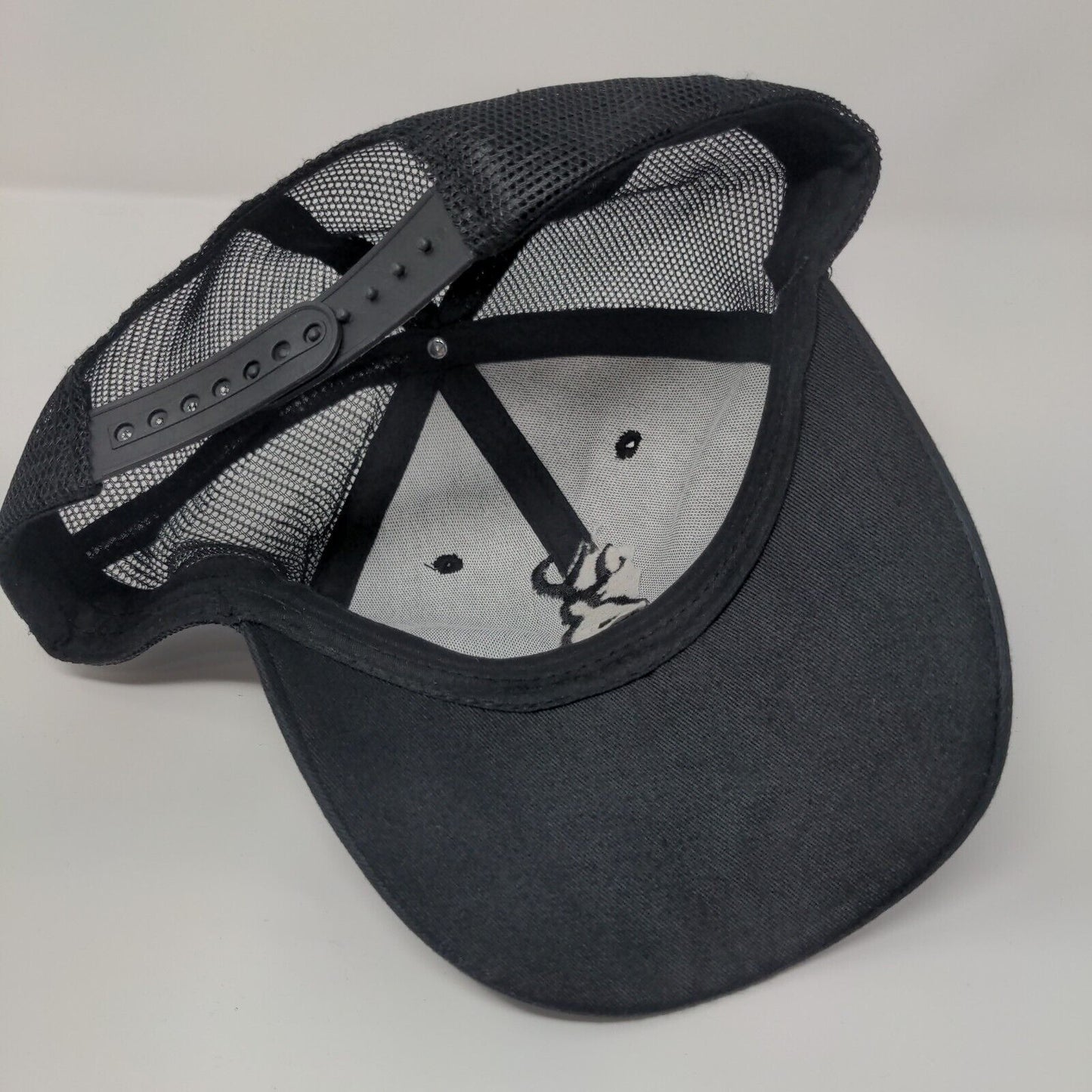 Browning Snapback Trucker Hat Black One Size Adjustable Mesh Back Embroidered