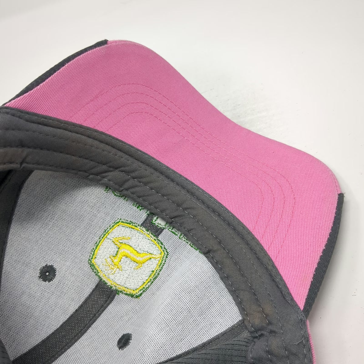 John Deere Baseball Cap Gray Pink One Size Slideback Waffle Texture Logo Hat