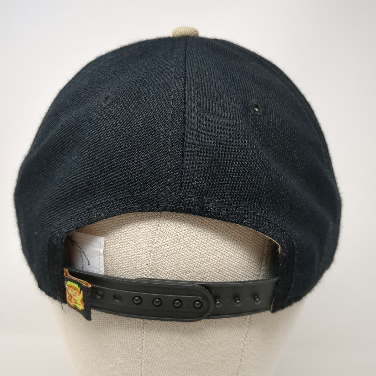 Nintendo Legend of Zelda 5 Panel Hat Black One Size Snapback Flat Brim Sword