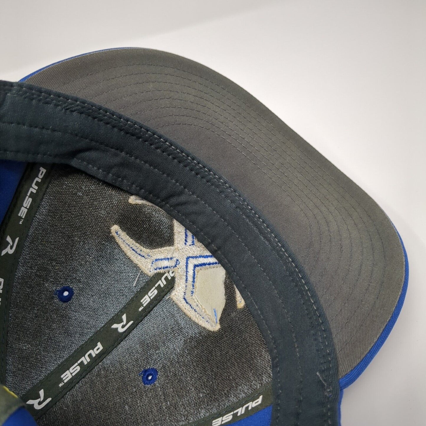 Richardson Pulse Fitted Hat Blue L-XL Embroidered Logo Solid 6 Panel