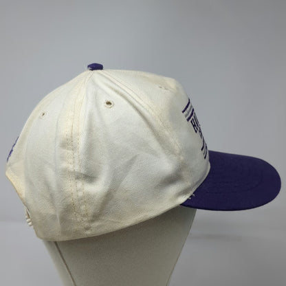 University Square Holy Cross Crusaders Snapback Hat White One Size USA Green