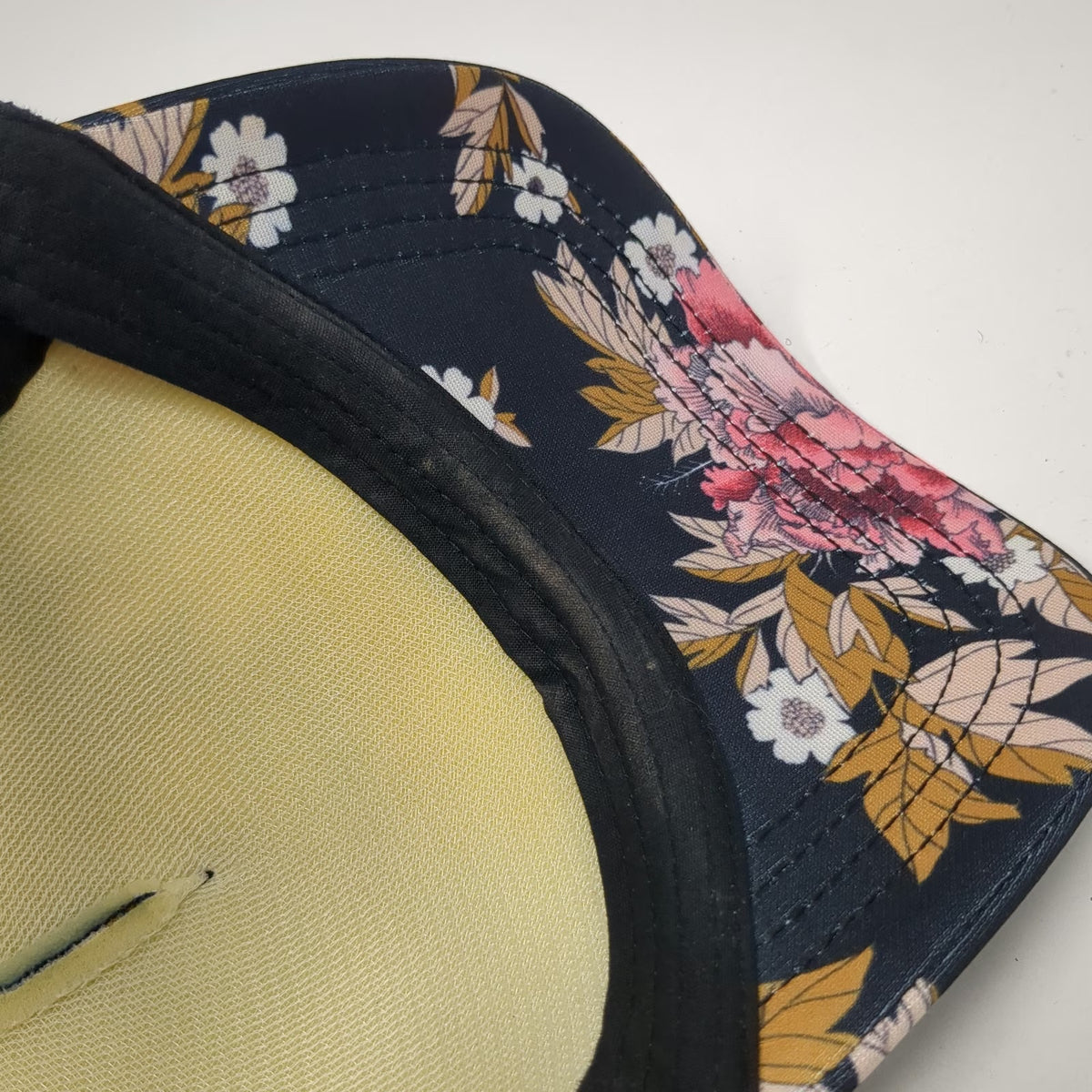 Billabong Trucker Hat Black Pink White Floral Mesh One Size Snapback Surf Hat