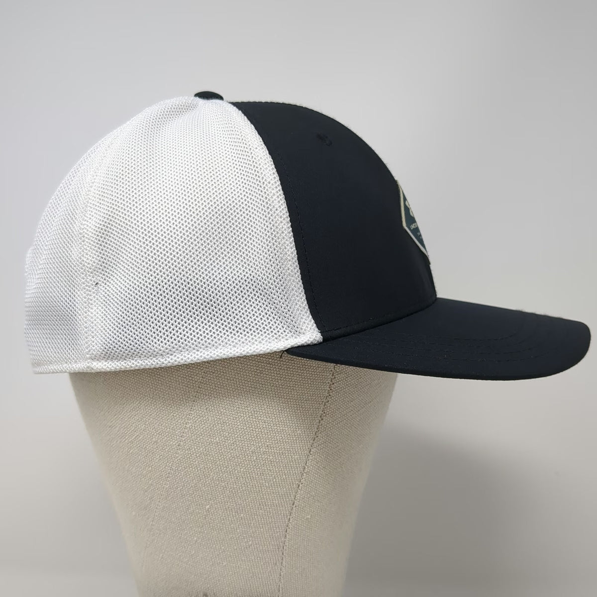 Under Armour Trucker Hat Black One Size Mesh Snapback Diamond Patch Curved Brim