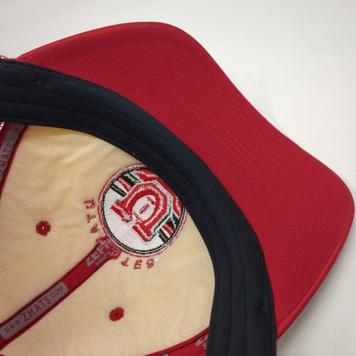 Zephyr Utah Utes NCAA Red White One Size Trucker Hat Mesh Snapback Football Logo