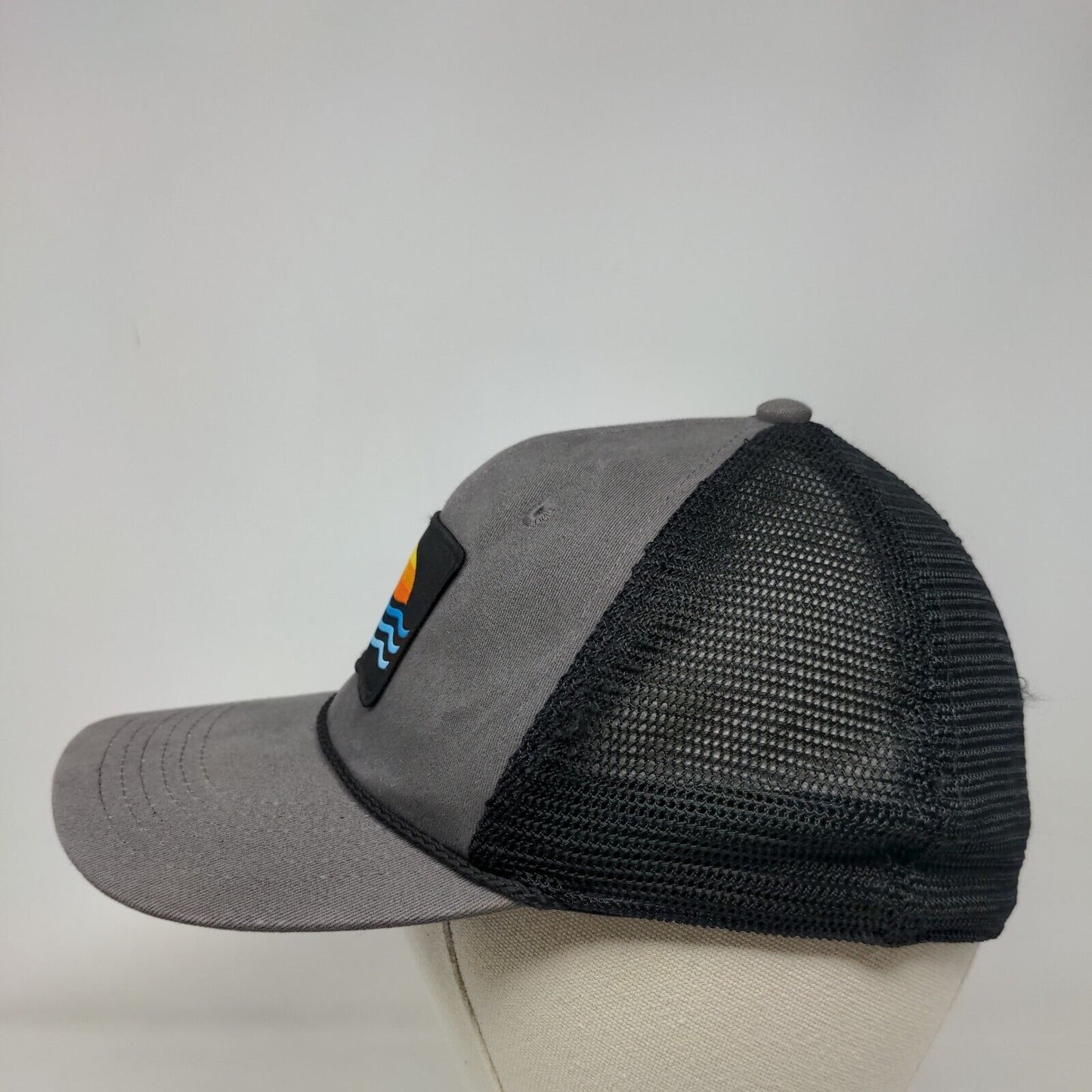 Sun Wave Patch Fitted Mesh Back Rope Trucker Hat Gray S/M Outdoor Cap