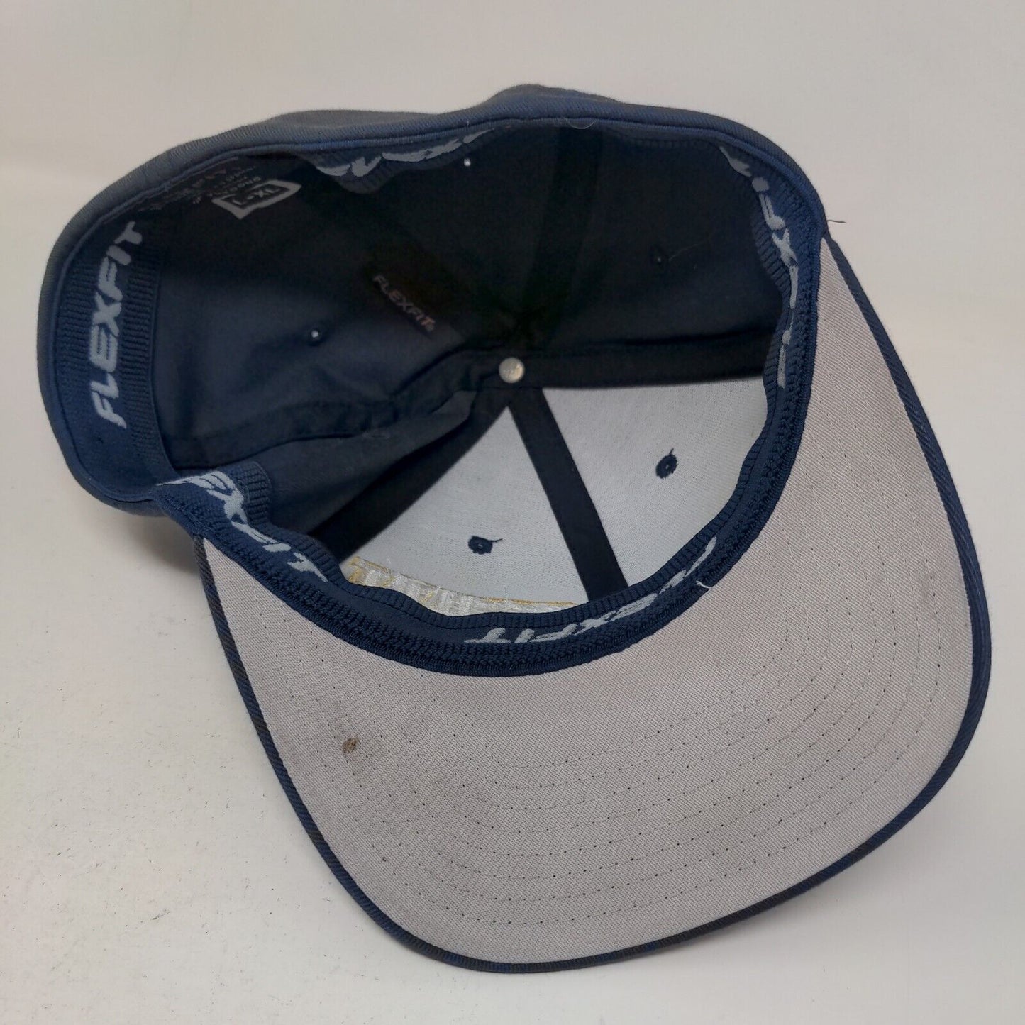 Flexfit Men's Fitted Hat Blue Size L/XL Embroidered Asphalt Army Logo