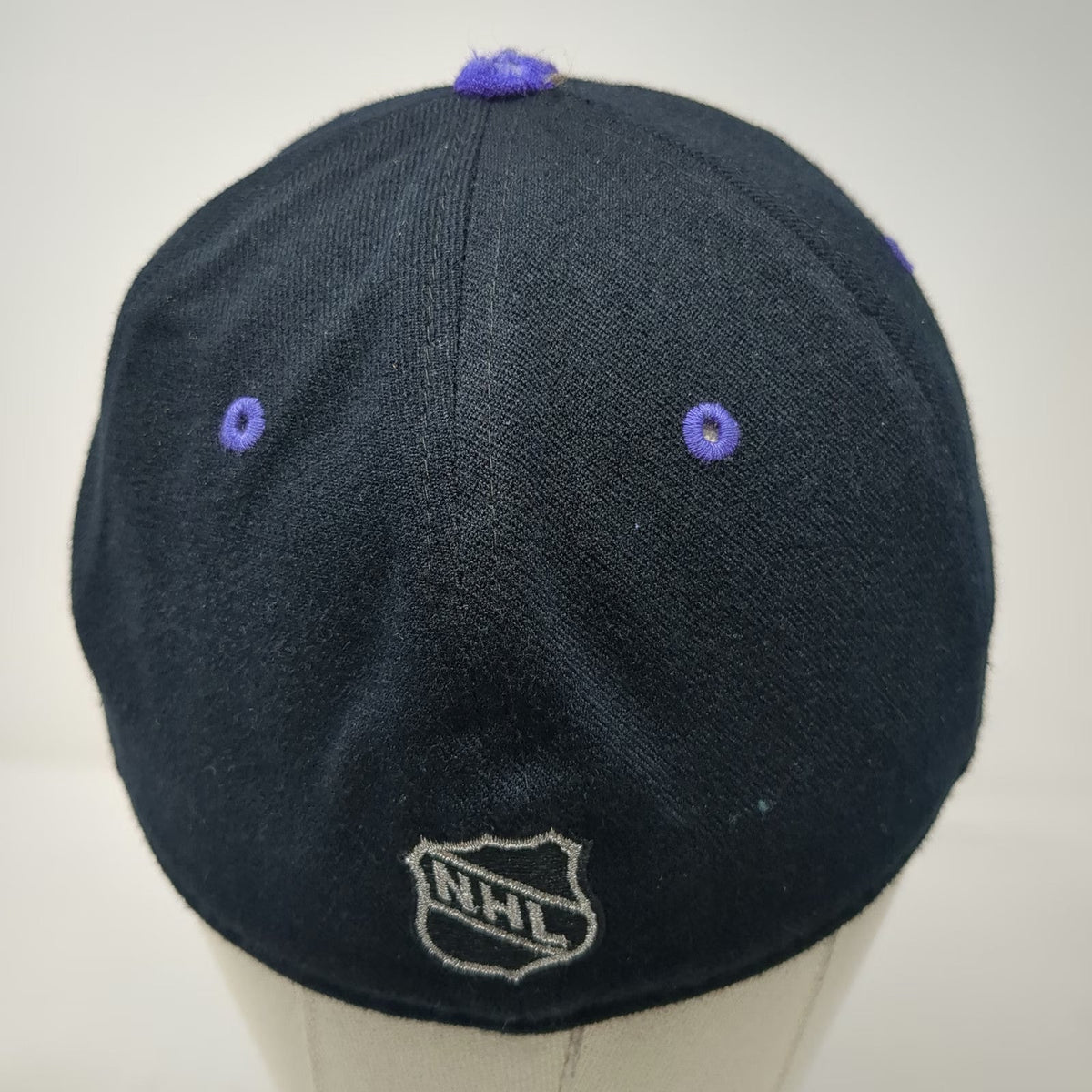 Los Angeles Kings NHL CCM Cap Black One Size Stretch Fit Crown Logo Center Ice