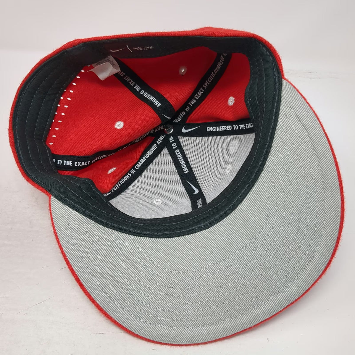 Nike Baseball Cap Red M Dri-Fit Storm Logo D Embroidered Flat Bill Hat