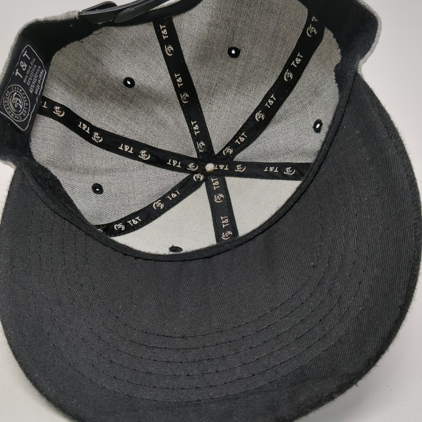 T&T Snapback Gray One Size New York All City United States Flat Brim Hat