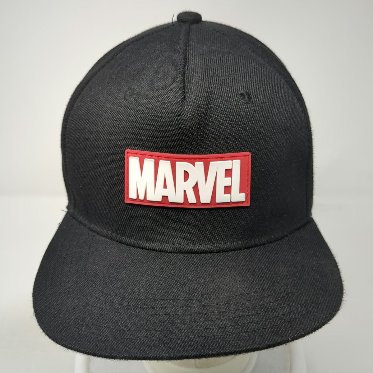Marvel 5 Panel Black Hat One Size Snapback Rubber Logo Patch Comic