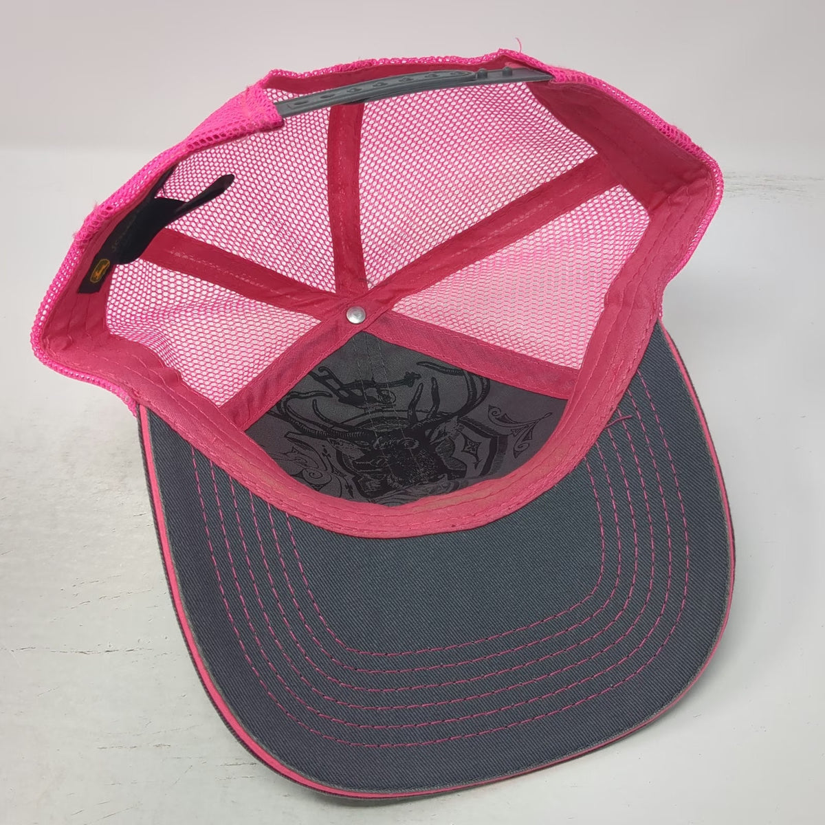 John Deere Trucker Hat Gray Pink One Size Mesh Back Snapback Graphic Embroidered