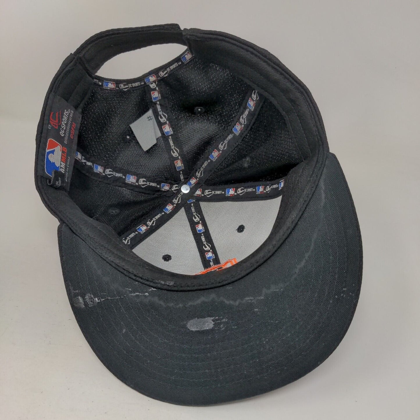 Team MLB San Francisco Giants Strapback Hat Black OSFM Embroidered Logo