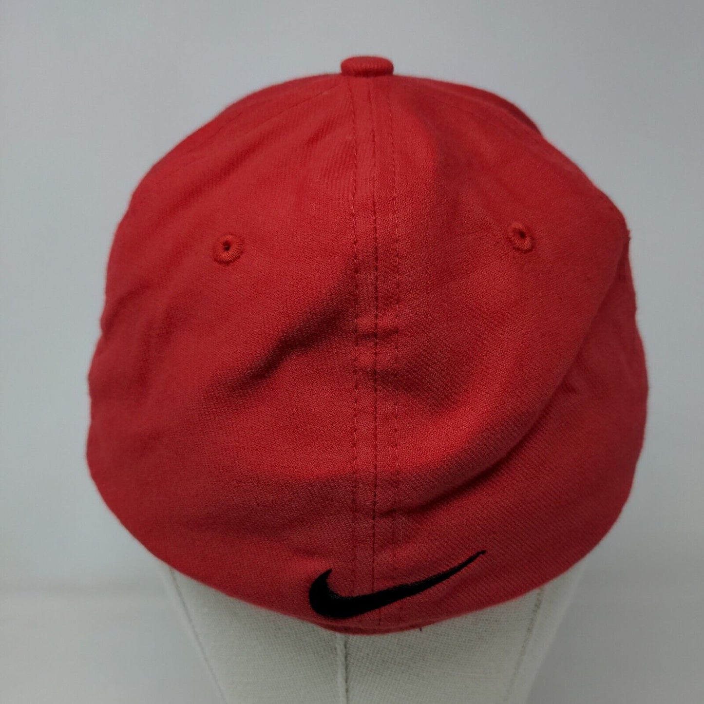 Nike Team Men's Fitted Hat Red Size OSFM Embroidered R Swoosh Logo