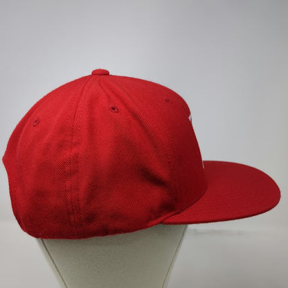 Yupoong Snapback Red One Size Apex Legends Skull Flat Brim Video Game Gaming Hat