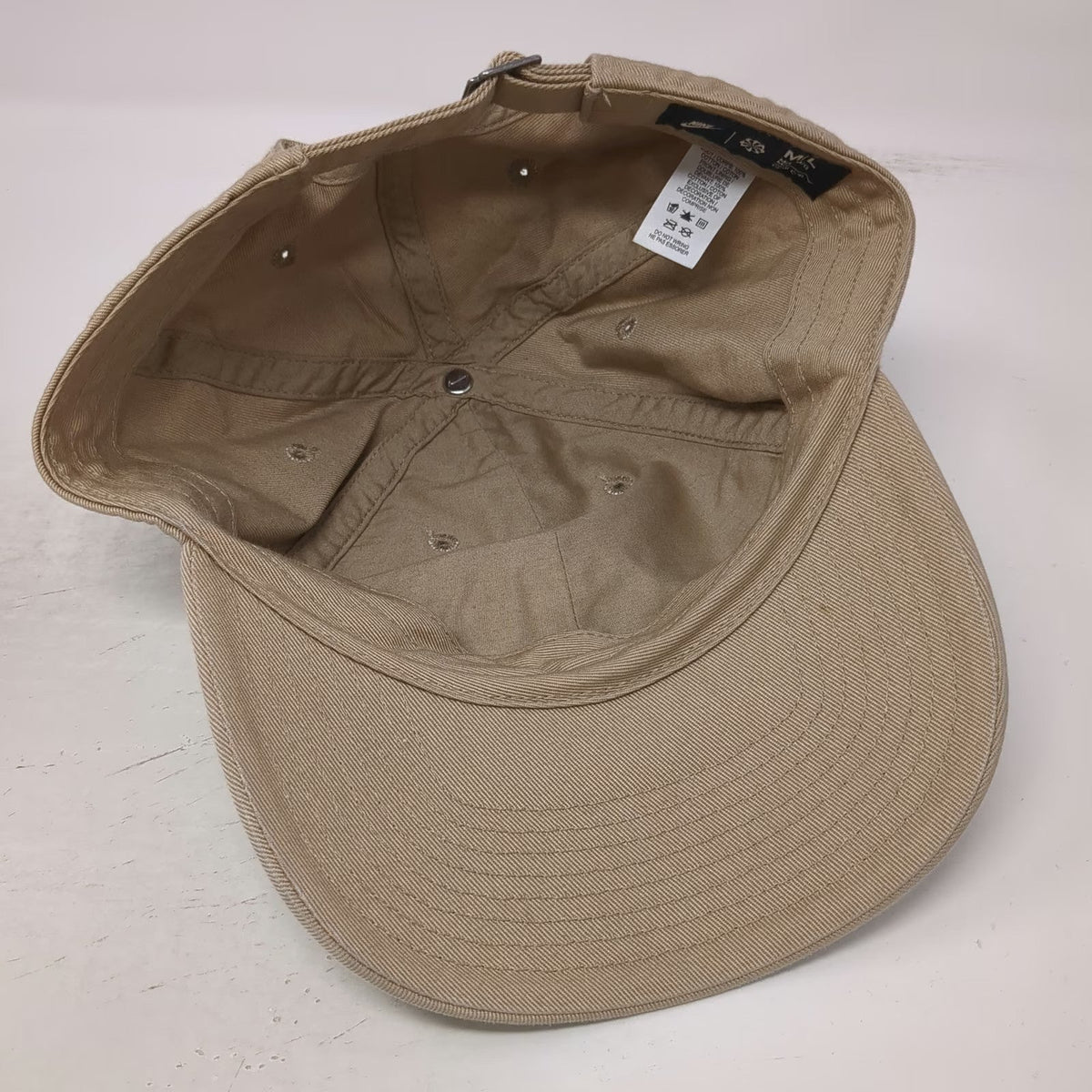Nike Baseball Cap Beige L Slideback Adjustable Embroidered Logo Cotton hat
