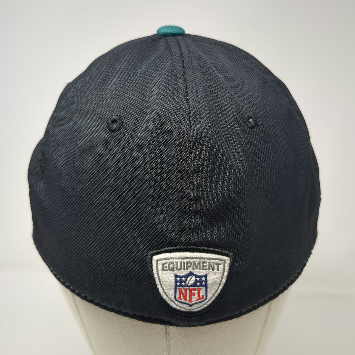 Reebok Philadelphia Eagles NFL Black M Cap Onfield Embroidered Logo Hat Stretch