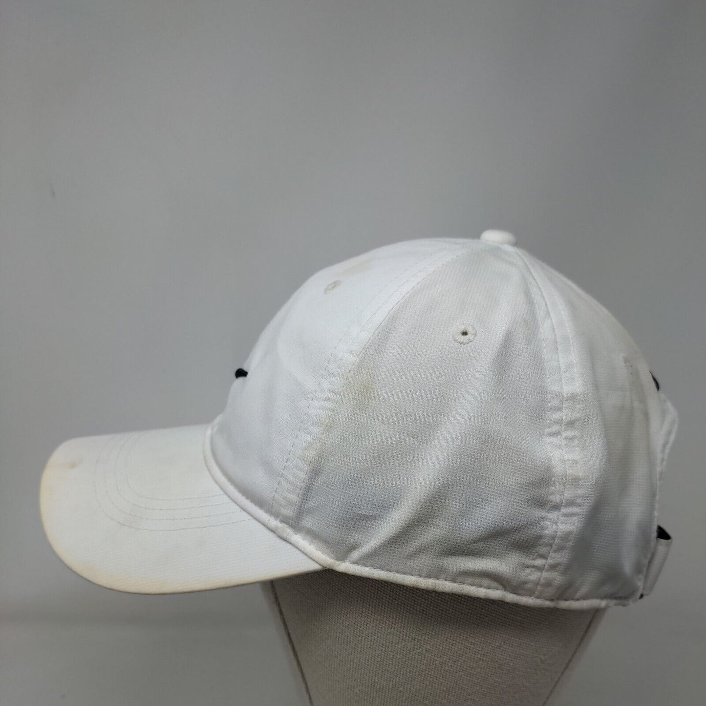 Nike Swoosh Strapback Hat White OSFM Embroidered Logo Legacy91 Dri-Fit