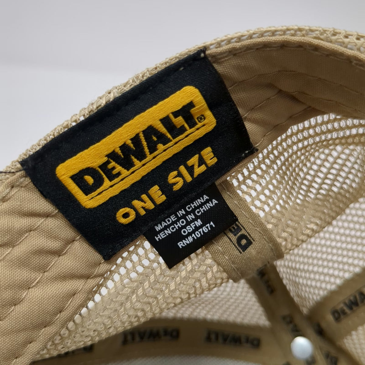 DeWalt Trucker Hat Brown One Size Camo Mesh Snapback Guaranteed Tough Foliage