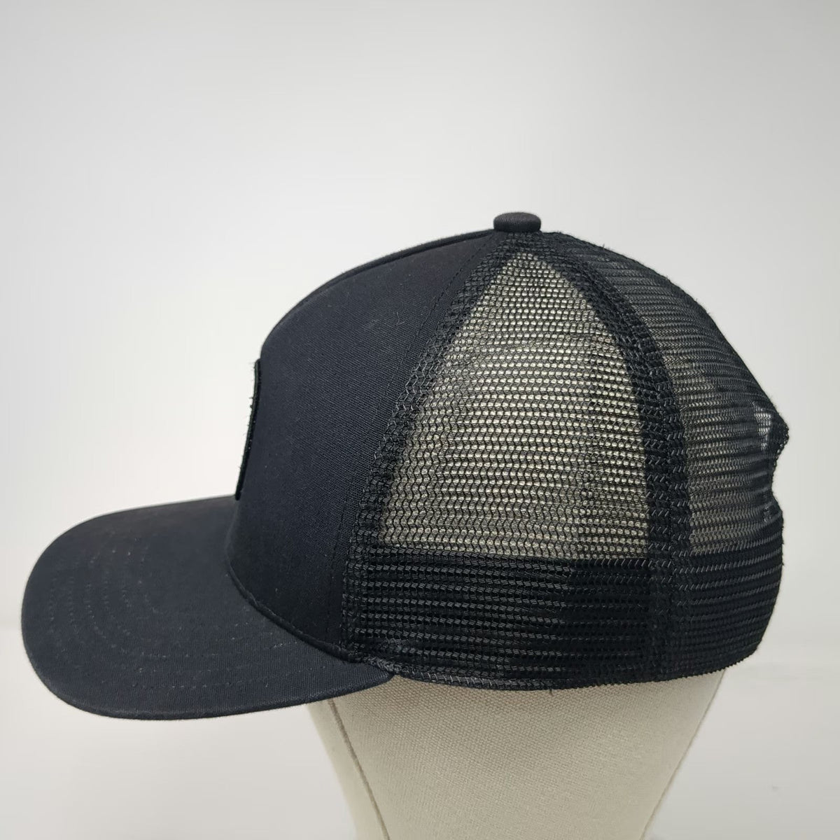 Roark Trucker Hat Black One Size Mesh Back Snapback Expedition Logo Patch Hat