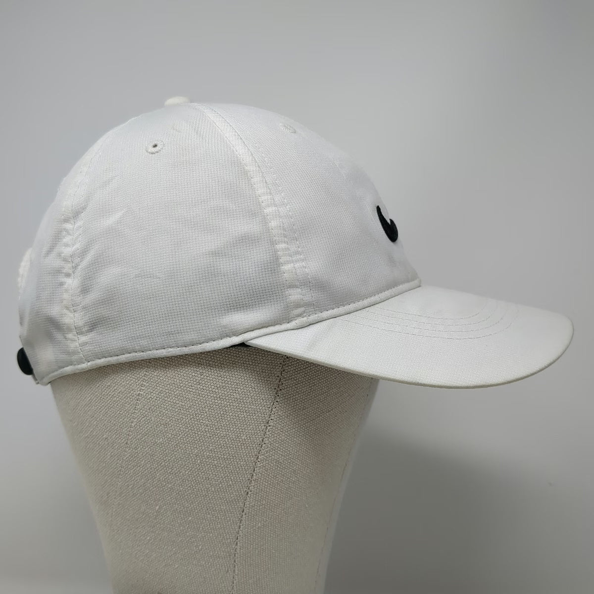 Nike Baseball Cap White One Size Safeway Open Golf Embroidered Strapback Hat