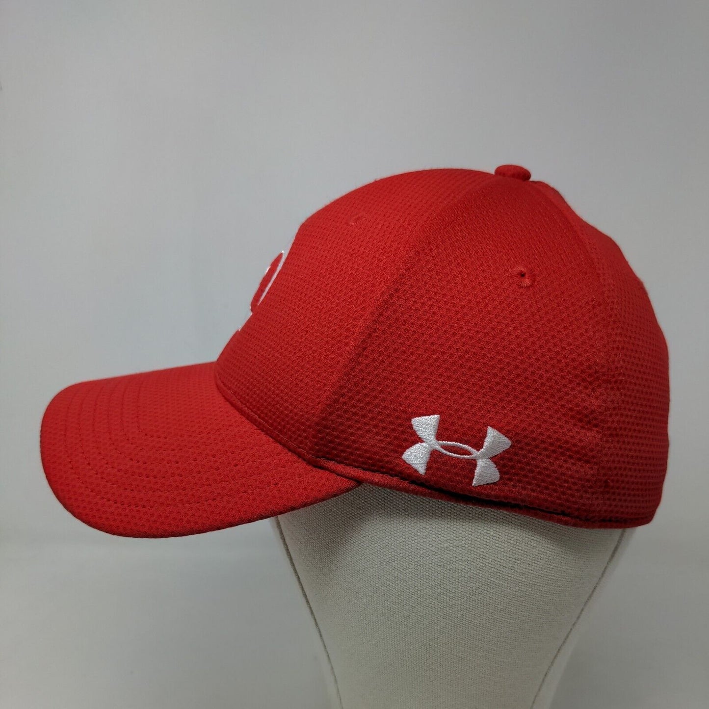 Under Armour Men's Fitted Hat Red Size M/L Embroidered Auctioneer Logo