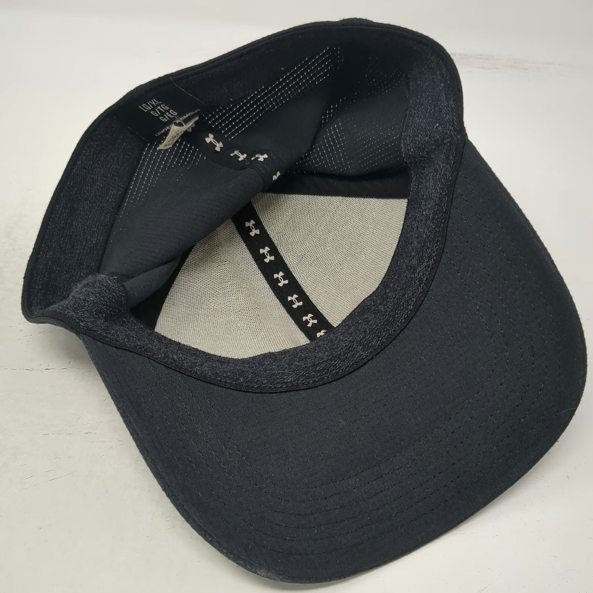 Under Armour Baseball Cap Black XL Stretch Fit Grid Logo Performance Sport Hat