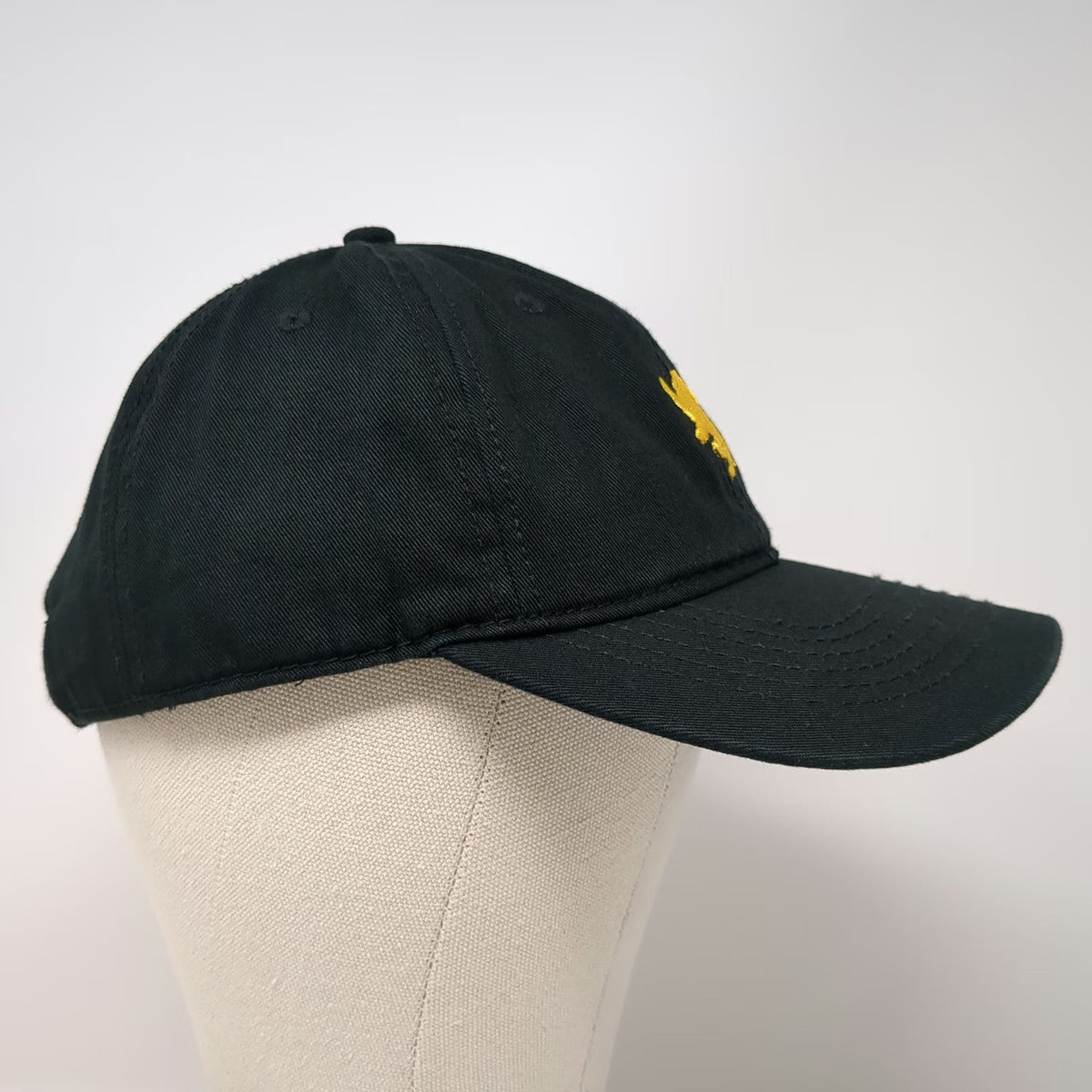 Harry Potter Baseball Cap Black One Size Hufflepuff Badger Logo Embroidered Hat