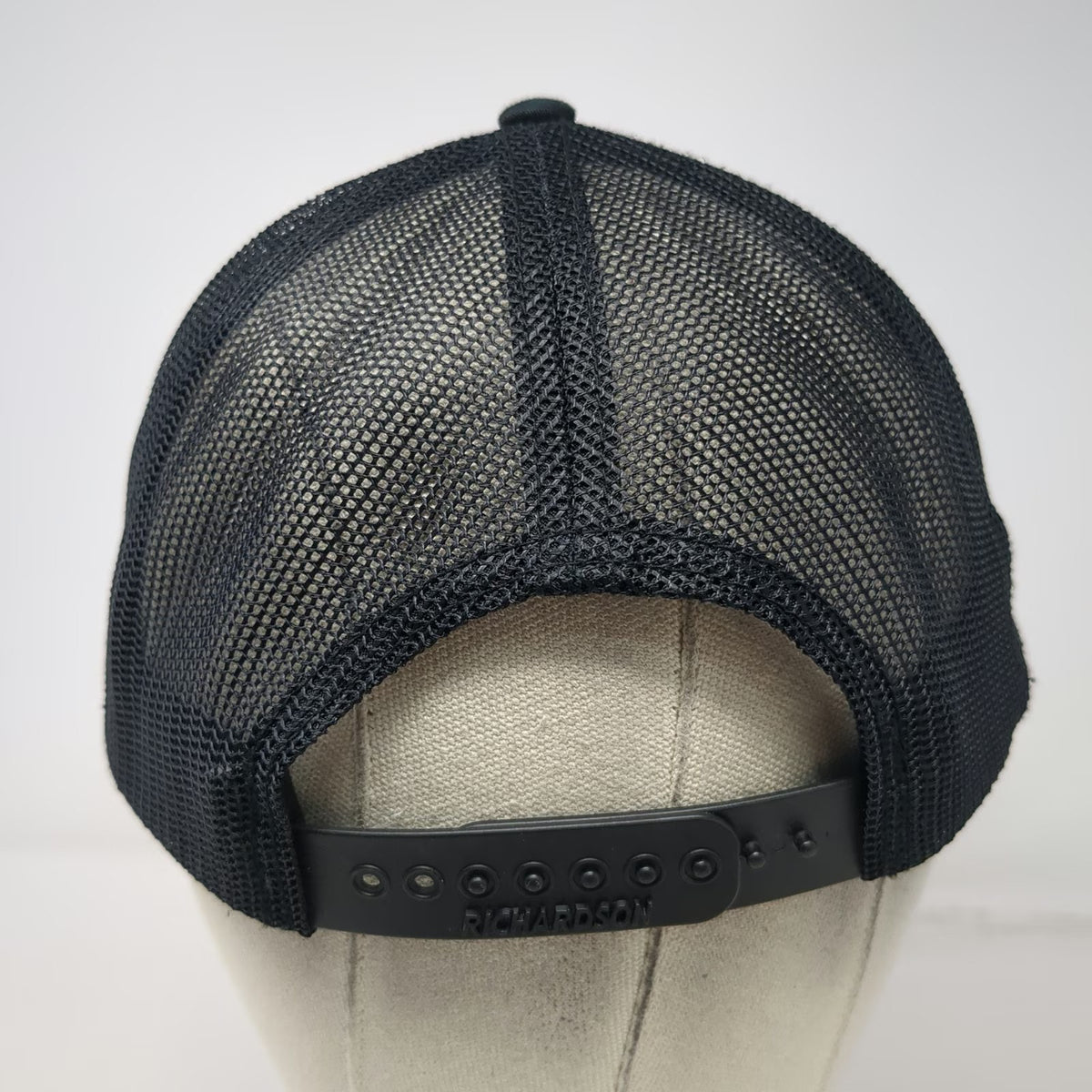 Richardson Trucker Hat Black One Size Mesh Snapback American Flag Cattle Farm