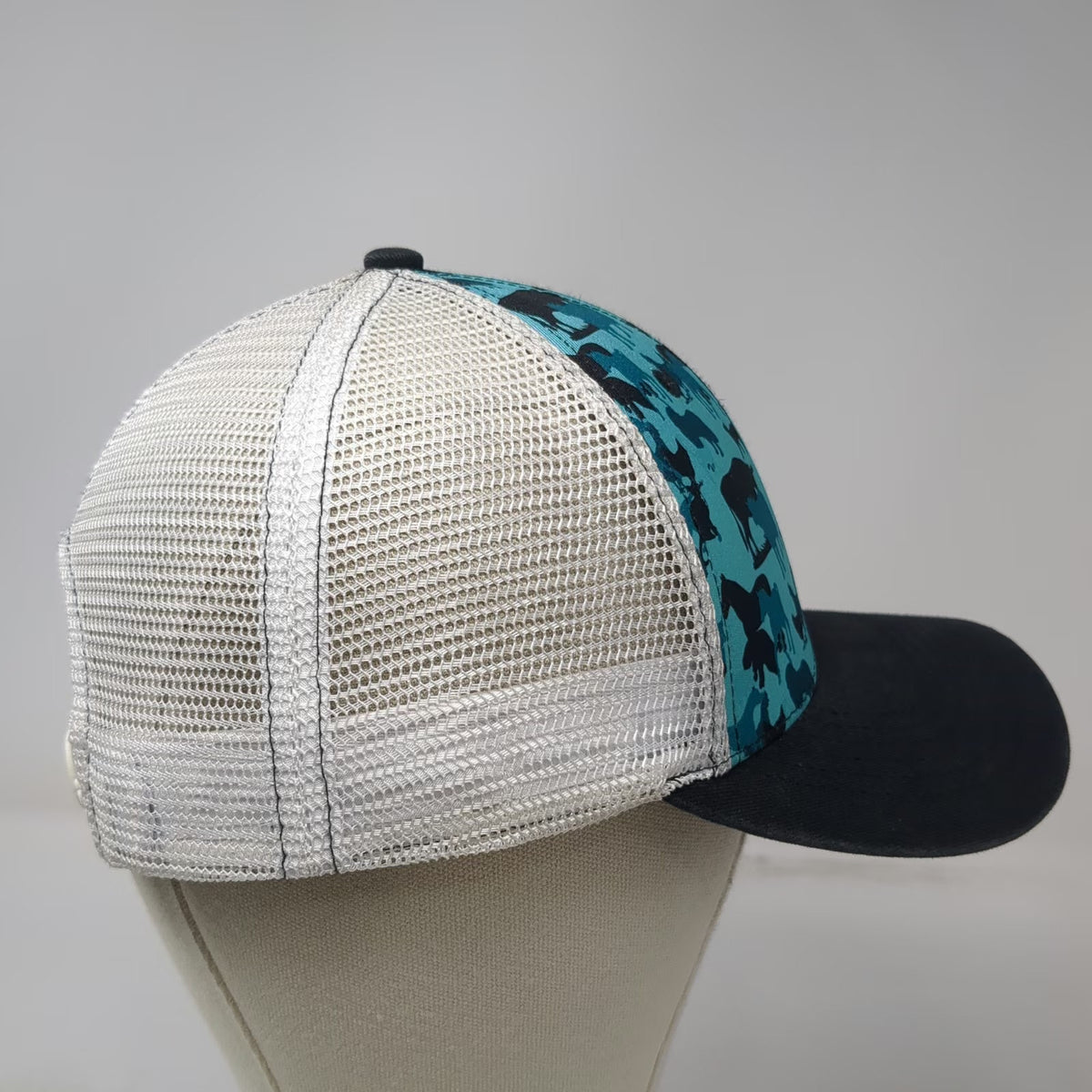D&B Supply Trucker Hat Blue OSFM Farm Animal Print Mesh Back Snapback Horse Cow