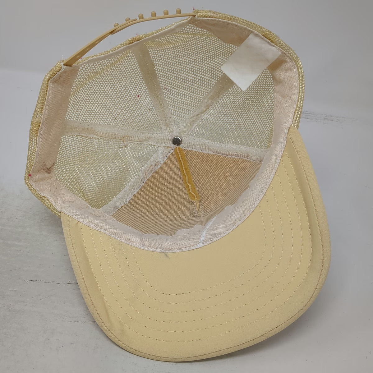 Mid West Fishing Tackle Prince Albert Sask Beige Trucker Hat One Size Snapback