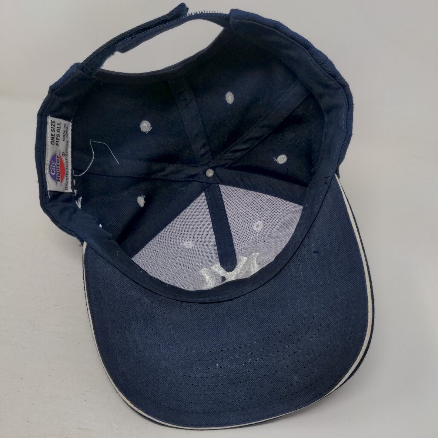 New York Yankees City Hunter Strapback Hat Blue OSFA Embroidered OSFA MLB