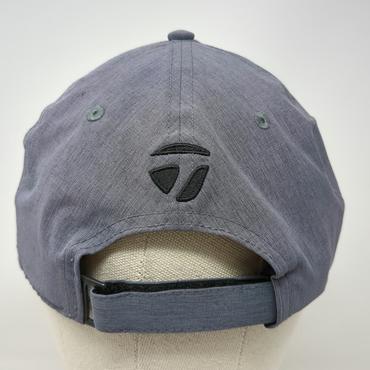 TaylorMade Baseball Cap Gray Black One Size TimberStone Golf Course Curved Hat