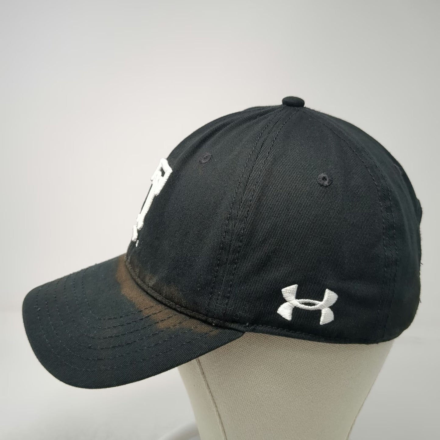 Under Armour Baseball Cap Black One Size Temple University Owls NCAA Logo Hat