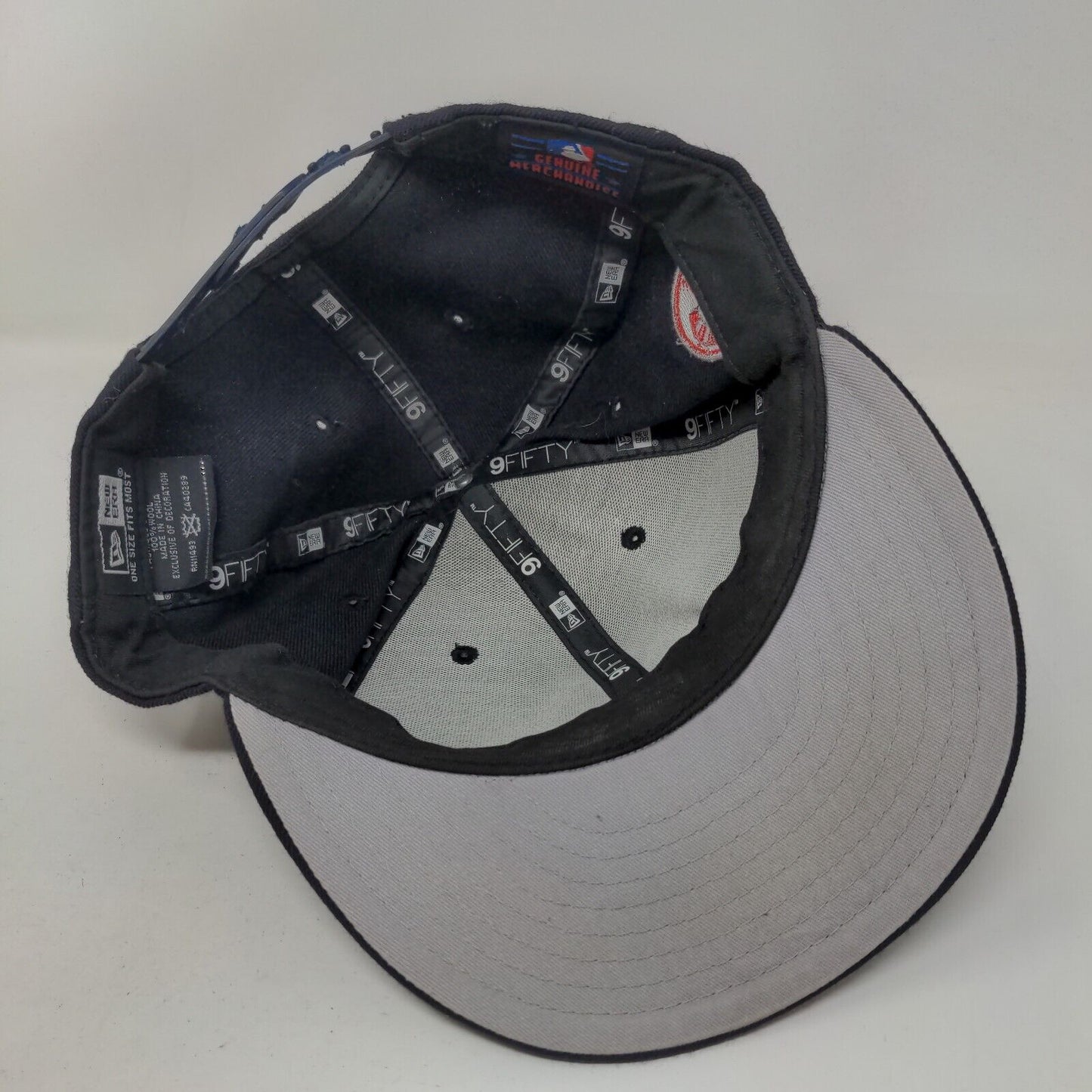 New Era Men's Snapback Hat Blue OSFM Embroidered New York Yankees Logo 9Fifty