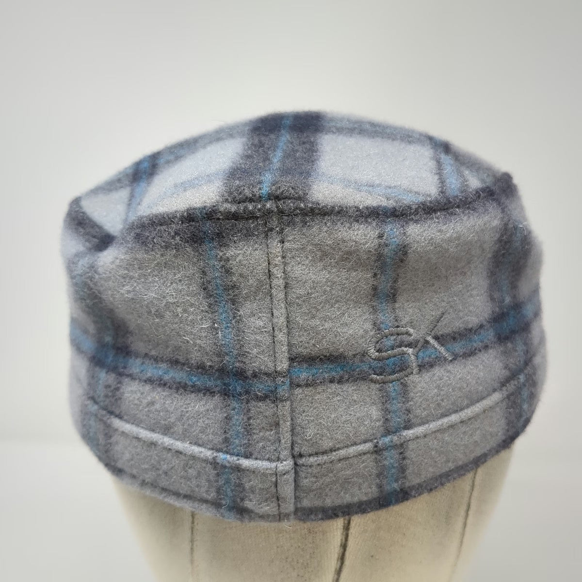 Stormy Kromer Gray Plaid Army Cap 7 1/8 Wool Made in USA Hat Blue Black Fitted