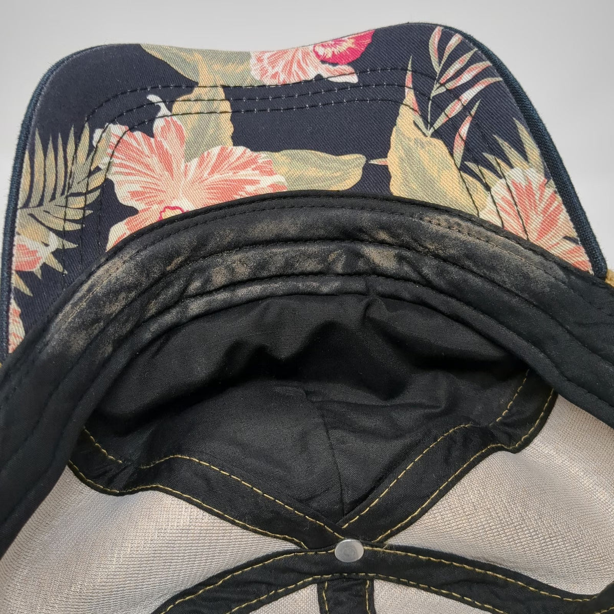 Roxy 5 Panel Black Beige Pink Green Hat One Size Straw Woven Floral Strapback