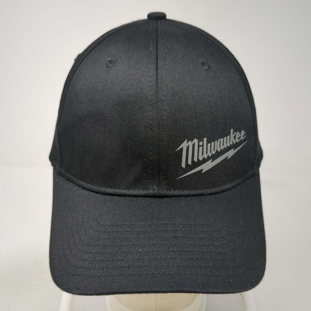 Milwaukee Baseball Cap Black XL Flexfit Stretch Fit Gray Logo Hat Workwear Tool