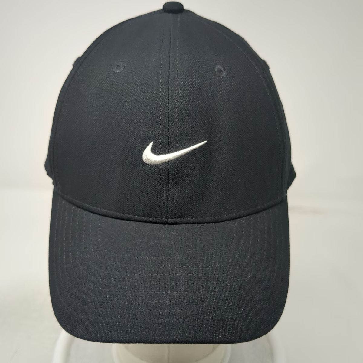 Nike Snapback Hat Black White Gray L Dri-FIT Swoosh 6 Panel Club Cap Athletic