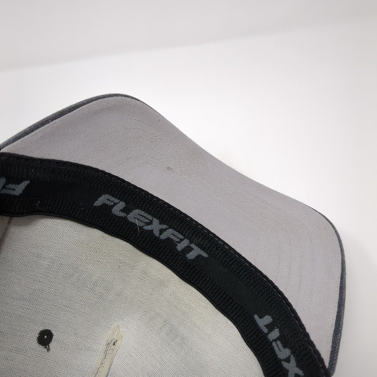 Harley-Davidson Motorcycles Fitted Hat Gray S/M Flexfit Embroidered 6 Panel