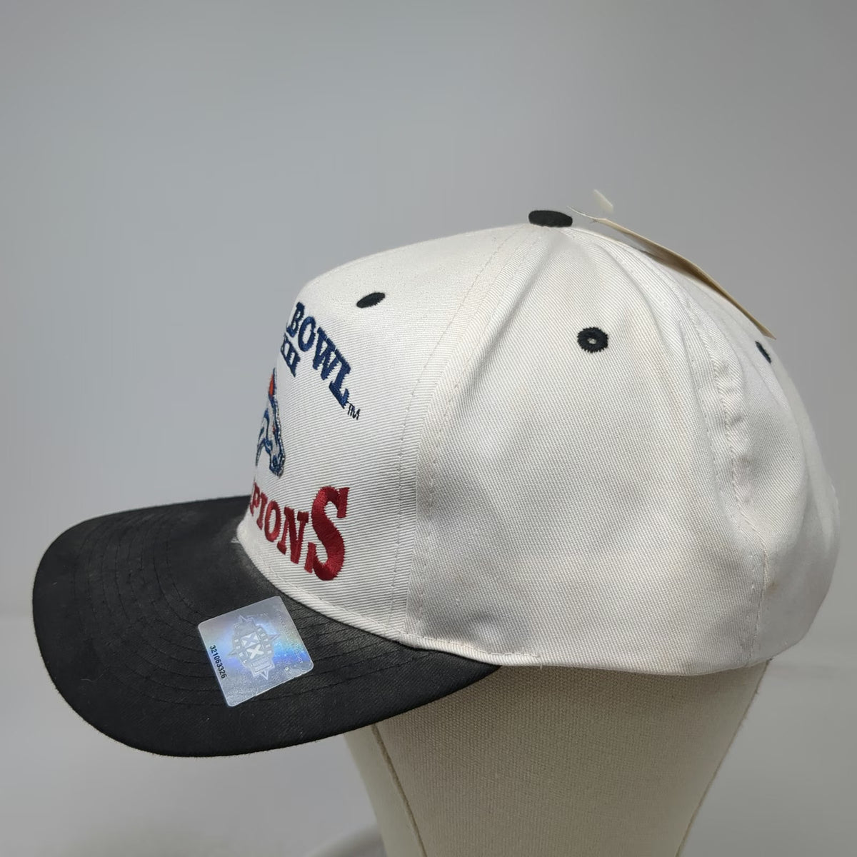 Denver Broncos NFL Logo 7 Snapback Hat White Super Bowl XXXII Vintage W/Tags