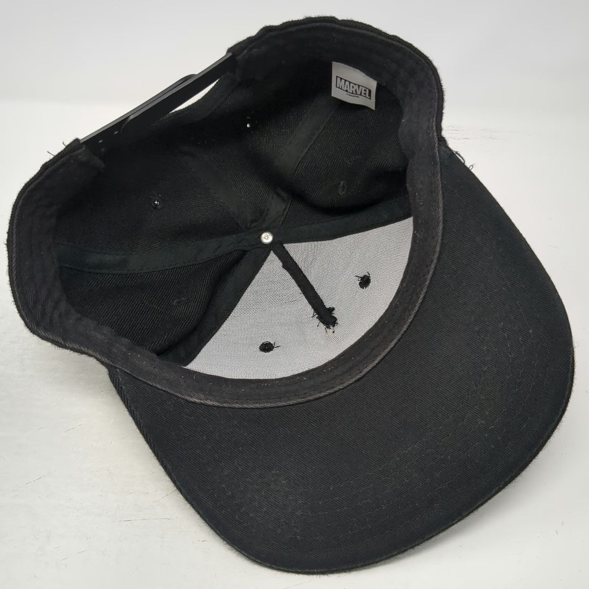Marvel 5 Panel Black Hat One Size Snapback Rubber Logo Patch Comic