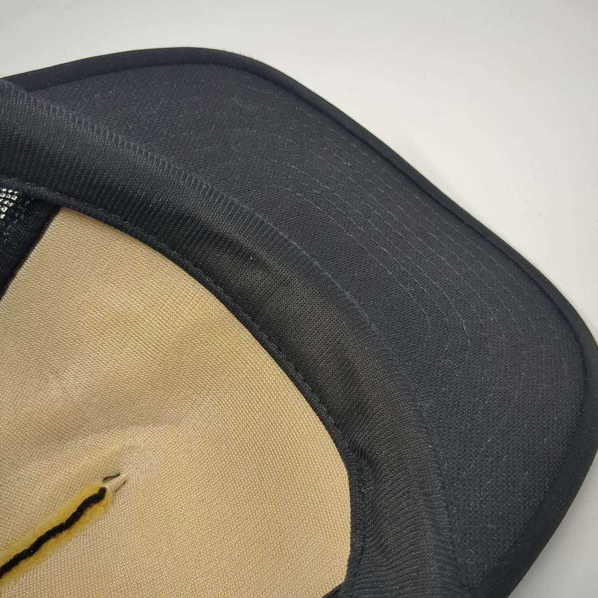 Sportcap Trucker Hat Black One Size Jeeps Alpine Wyoming Script Mesh Snapback